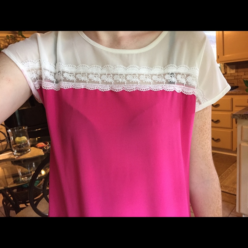 Short sleeve top